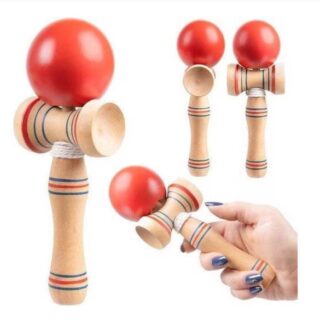 Kendama Profesionala Clasica din Lemn natur cu Bila Rosie